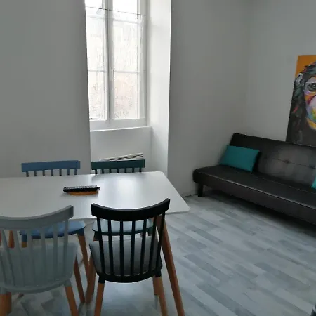 Apartamento Studio Centre De Entre Sarlat Et Roquamadour à La Nuité *